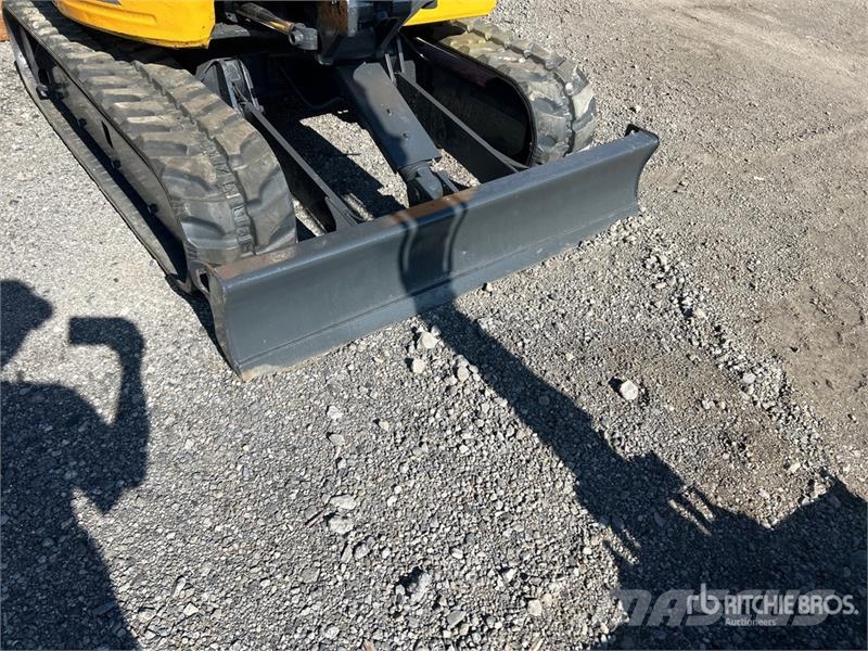 John Deere 26G ミニ油圧ショベル 7t以下（ミニユンボ・ミニディガー）