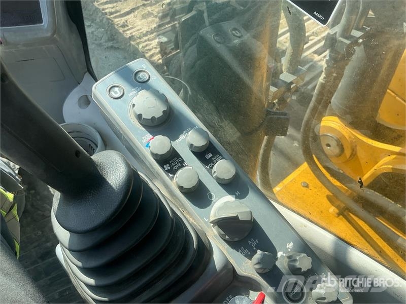 John Deere 290G LC Tracked Excavator 履带挖掘机