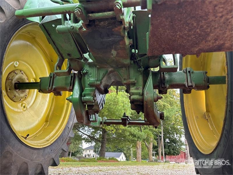 John Deere 2WD Narrow Front Antique Tractor Tratores Agrícolas usados