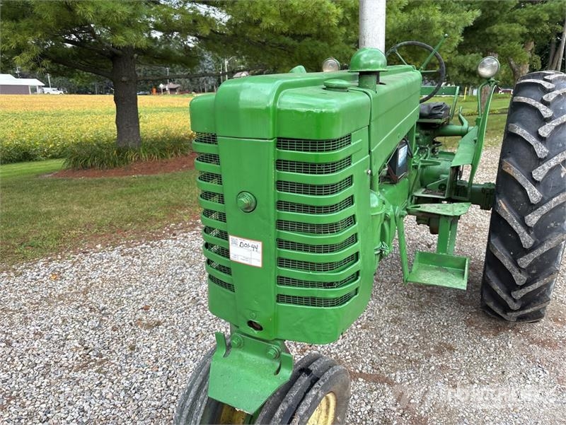 John Deere 2WD Narrow Front Antique Tractor Tratores Agrícolas usados