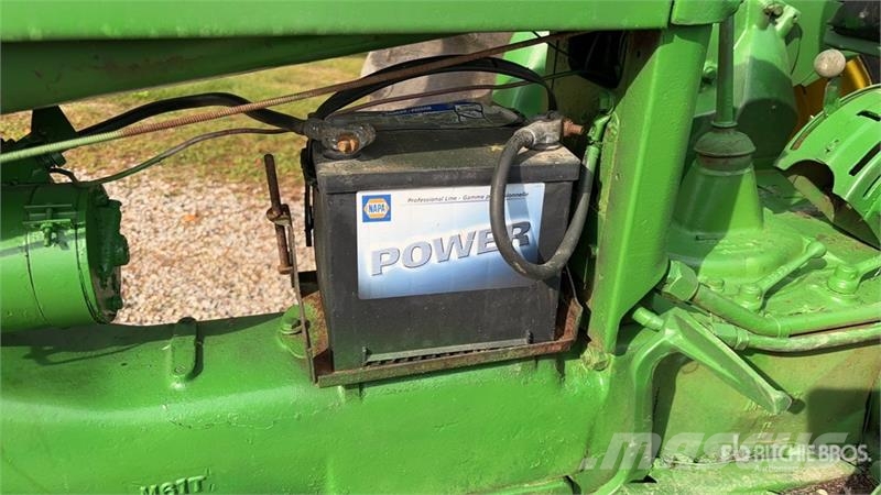 John Deere 2WD Narrow Front Antique Tractor Tratores Agrícolas usados