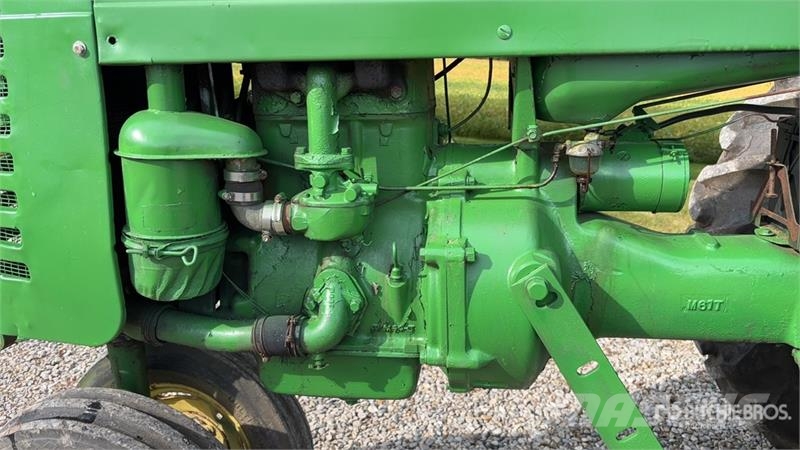 John Deere 2WD Narrow Front Antique Tractor Tratores Agrícolas usados