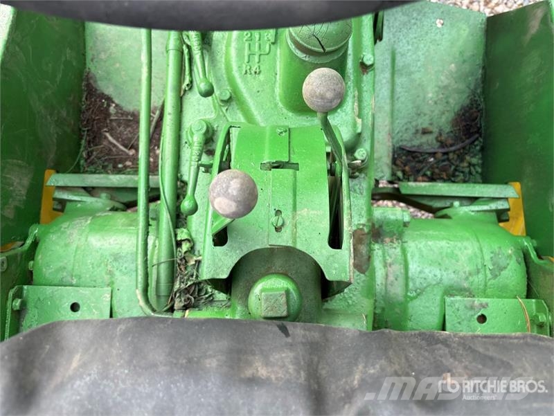 John Deere 2WD Narrow Front Antique Tractor Tratores Agrícolas usados