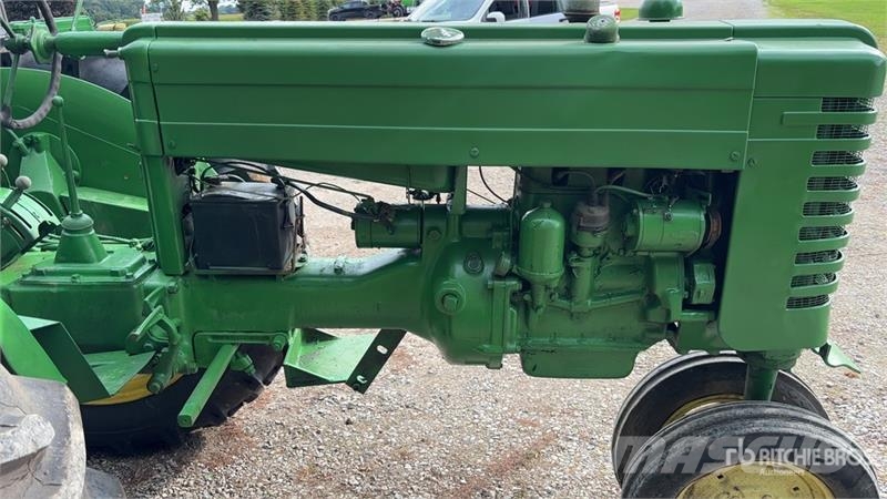 John Deere 2WD Narrow Front Antique Tractor Tratores Agrícolas usados