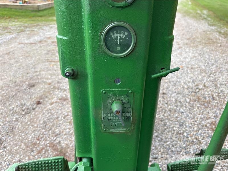 John Deere 2WD Narrow Front Antique Tractor Tratores Agrícolas usados