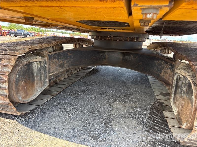 John Deere 300G LC Tracked Excavator Верижен екскаватор