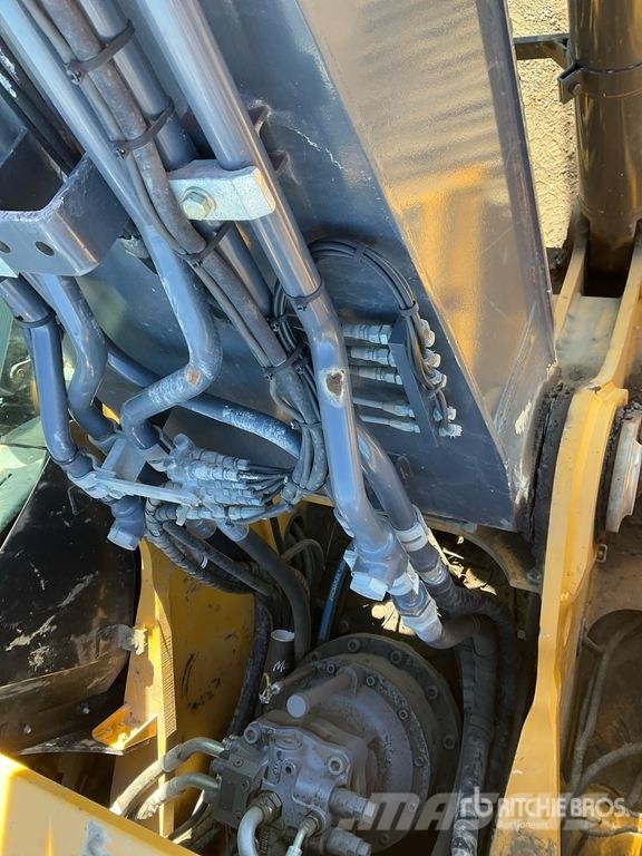 John Deere 300G LC Tracked Excavator Raupenbagger