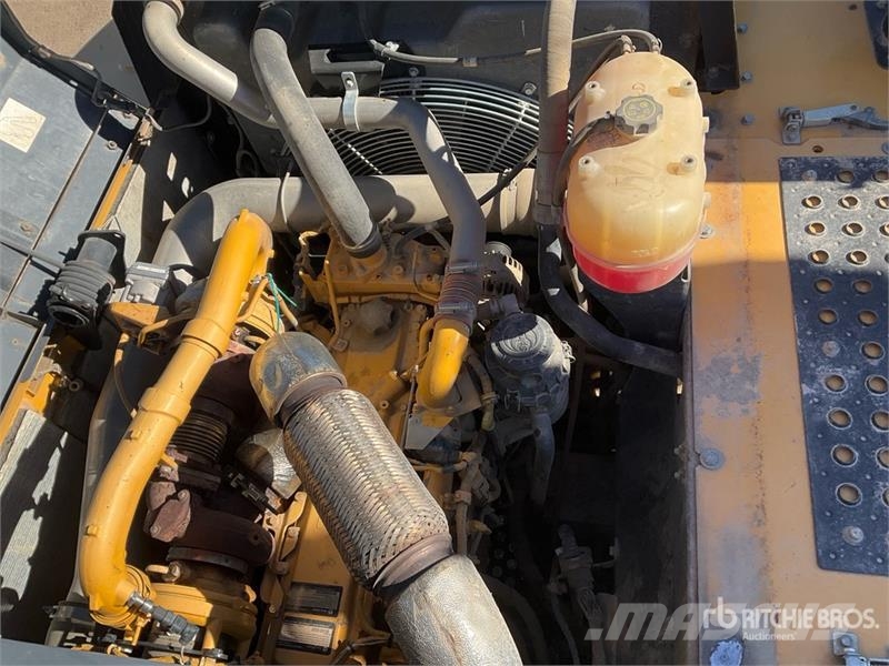 John Deere 300G LC Tracked Excavator Raupenbagger