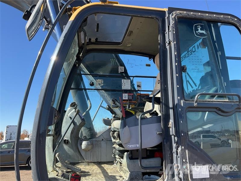 John Deere 300G LC Tracked Excavator Raupenbagger