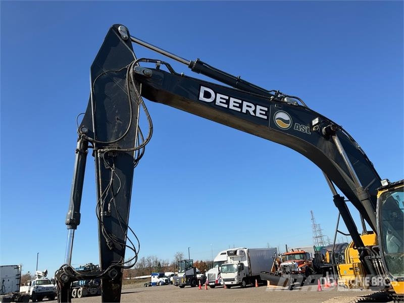 John Deere 300G LC Tracked Excavator Raupenbagger