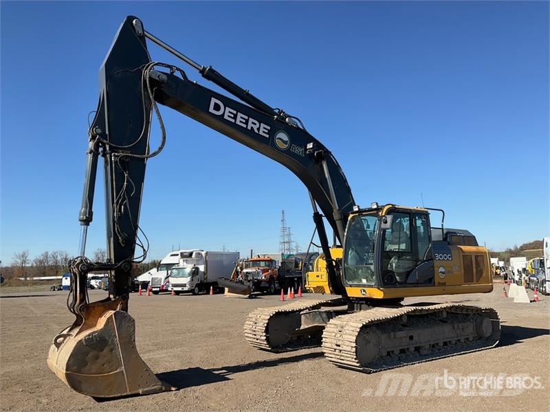 John Deere 300G LC Tracked Excavator Raupenbagger