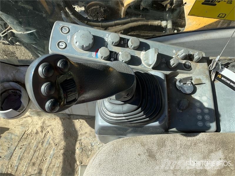 John Deere 300G LC Tracked Excavator Raupenbagger