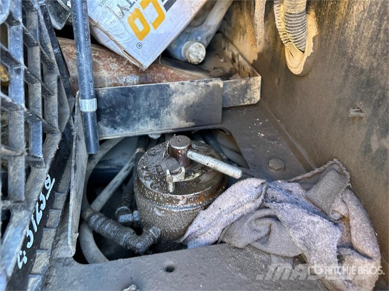 John Deere 300G LC Tracked Excavator Верижен екскаватор