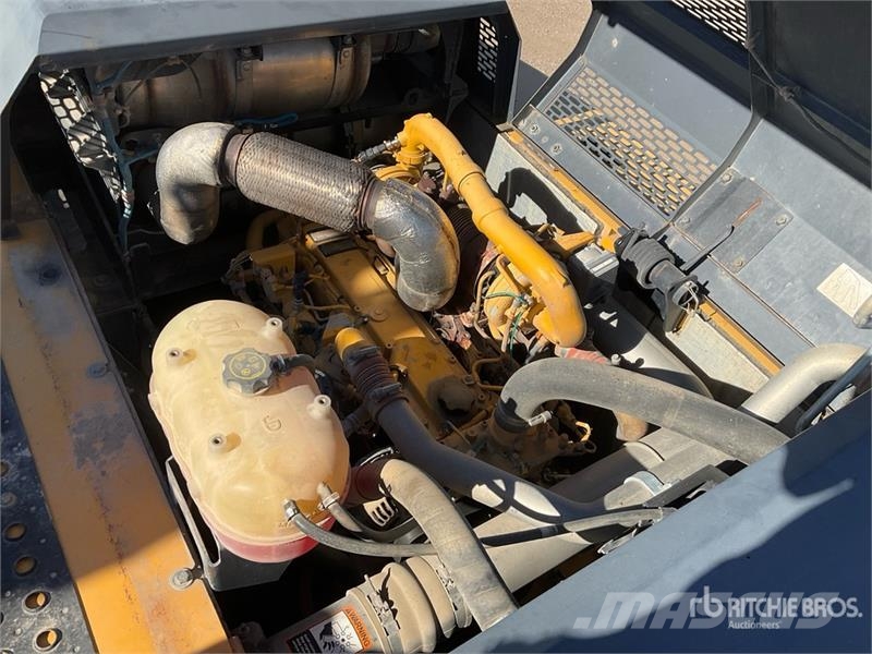 John Deere 300G LC Tracked Excavator Raupenbagger