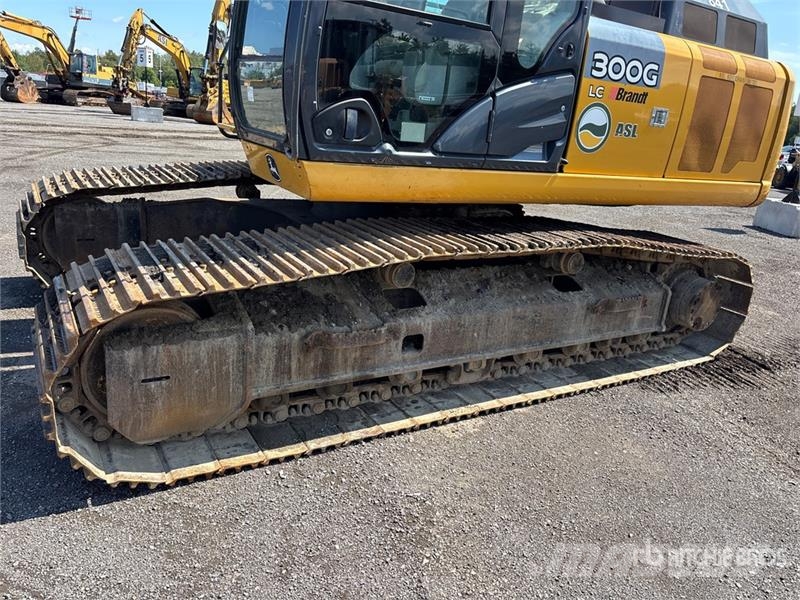 John Deere 300G LC Tracked Excavator Верижен екскаватор