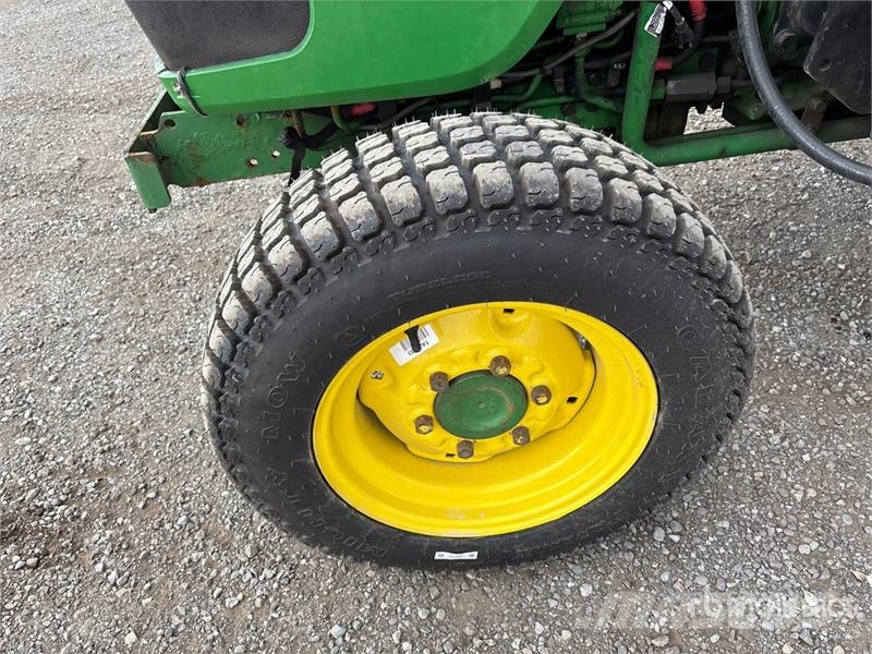 John Deere 3046R 4WD Utility Tractor 소형 트랙터