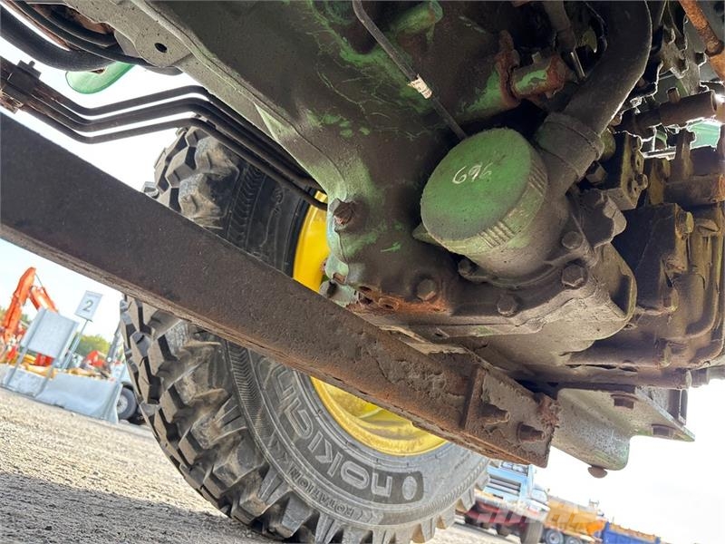 John Deere 3046R 4WD Utility Tractor Manji traktori