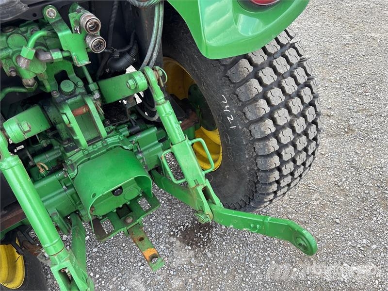 John Deere 3046R 4WD Utility Tractor 소형 트랙터
