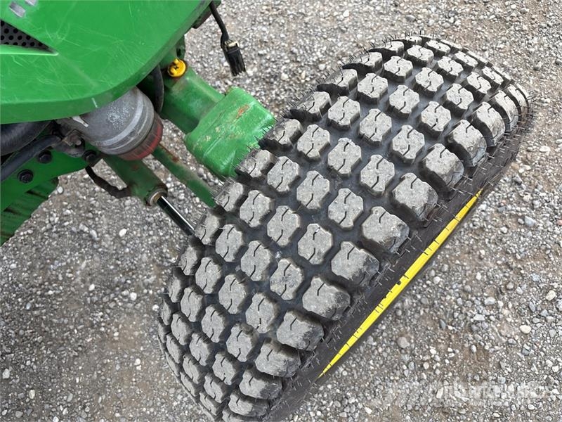 John Deere 3046R 4WD Utility Tractor 소형 트랙터