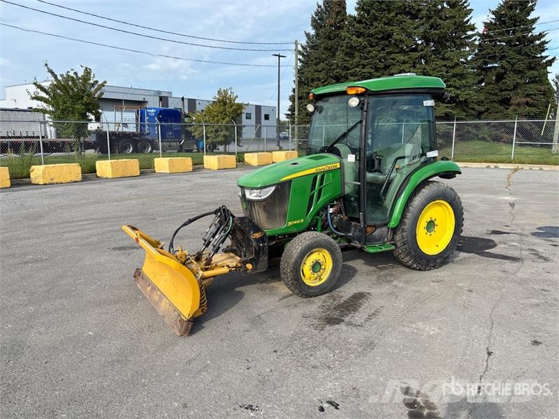 John Deere 3046R 4WD Utility Tractor Manji traktori