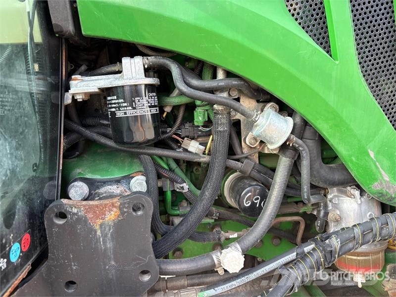 John Deere 3046R 4WD Utility Tractor Manji traktori