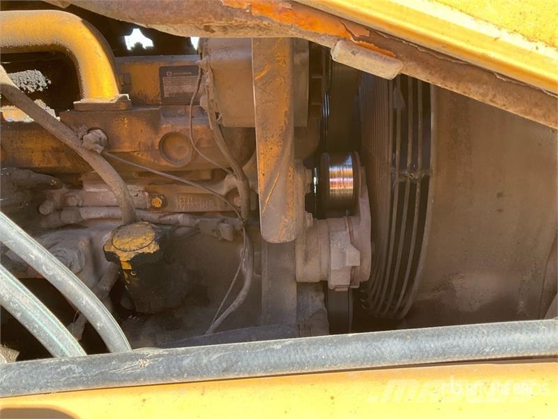 John Deere 310SG Baggerlader