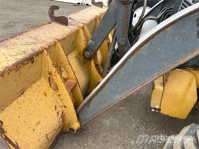 John Deere 310SJ Rýpadlo-nakladače