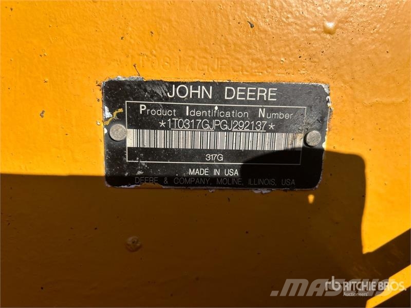 John Deere 317G Kompaktrakodók
