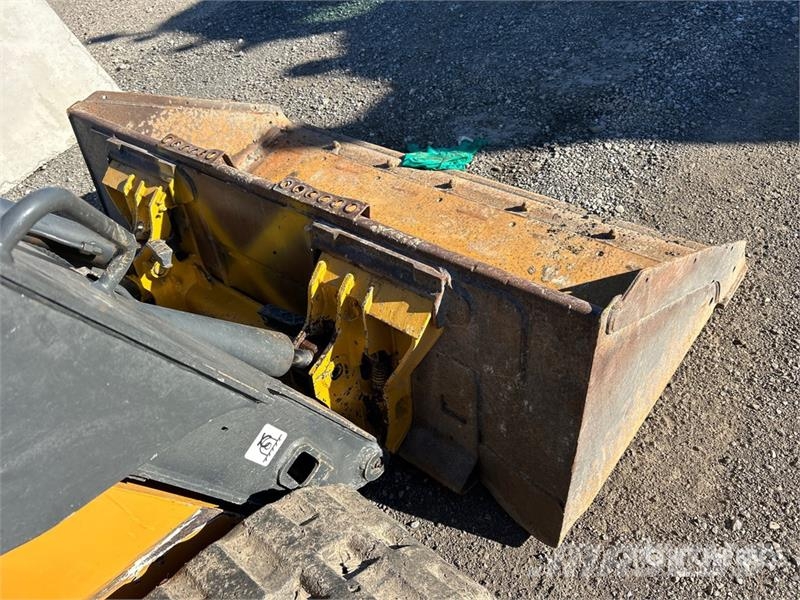 John Deere 317G Kompaktrakodók