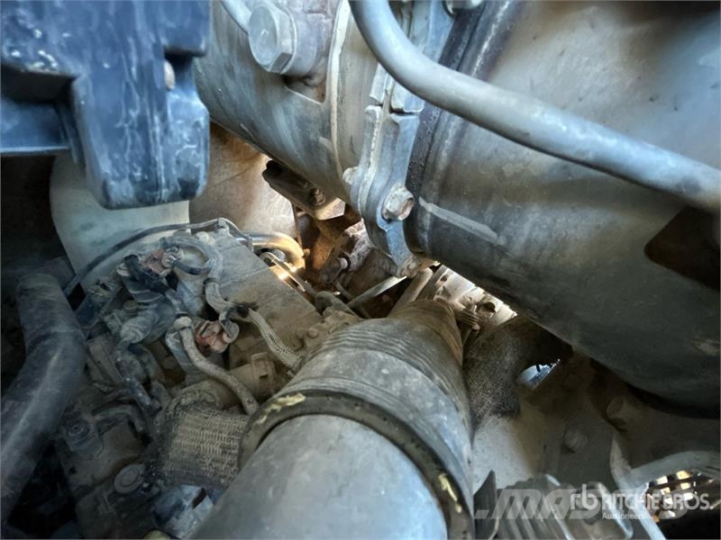 John Deere 317G Kompaktrakodók