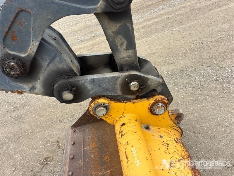 John Deere 320 P-Tier 4x4 Backhoe Loader لوادر ذات جرافات عكسية