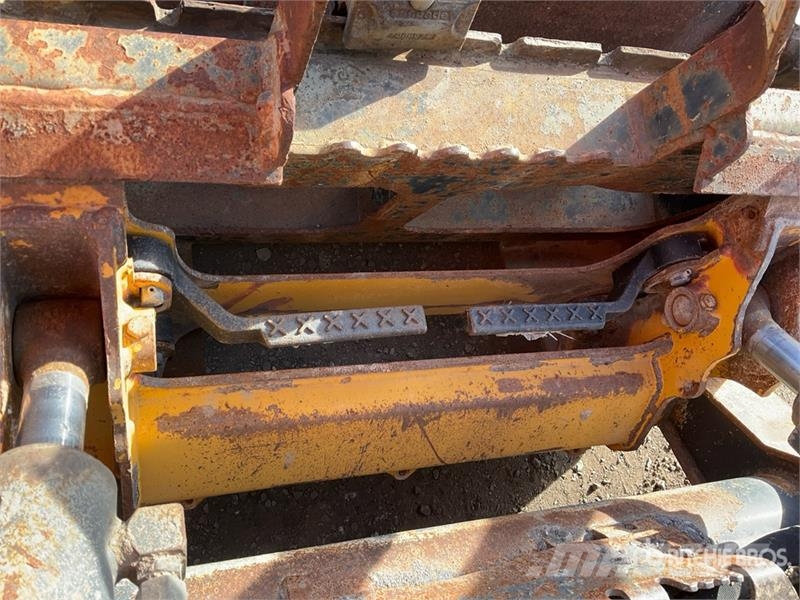 John Deere 323E Skid steer mini nakladalci