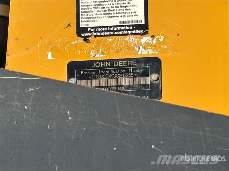 John Deere 323E Skid steer mini nakladalci