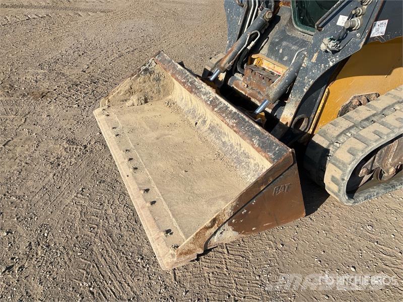 John Deere 323E Skid steer mini nakladalci