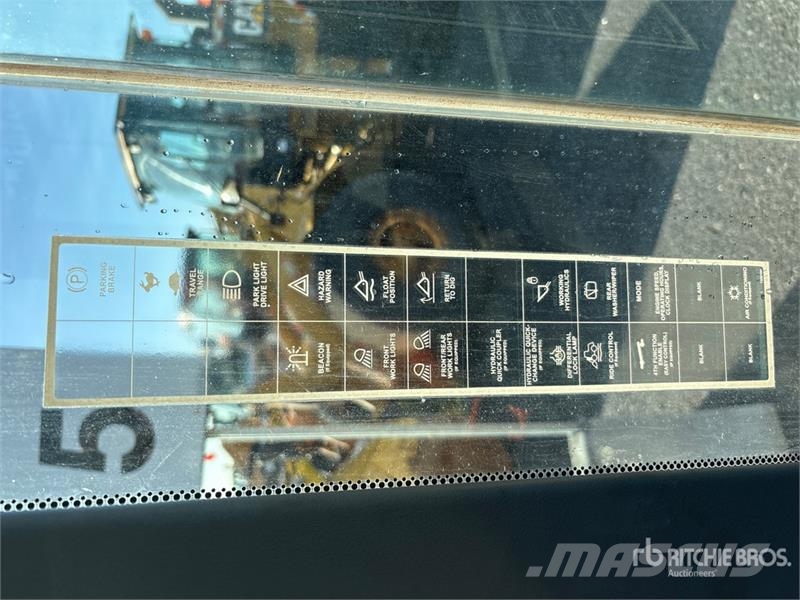 John Deere 324J Wheel Loader Iekrāvēji uz riteņiem