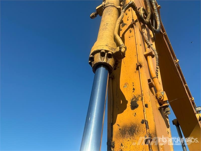John Deere 330C LC Tracked Excavator Гусеничні екскаватори