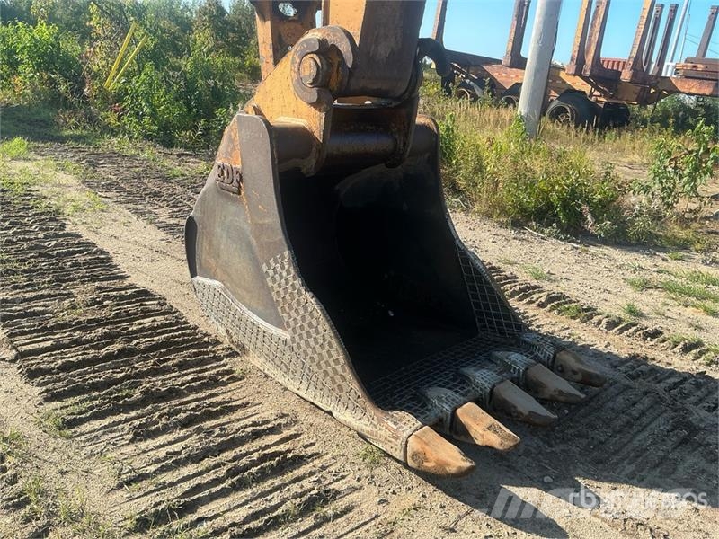 John Deere 330C LC Tracked Excavator Гусеничні екскаватори