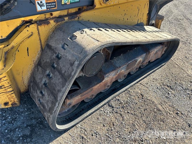 John Deere 333G Krautuvai su šoniniu pasukimu
