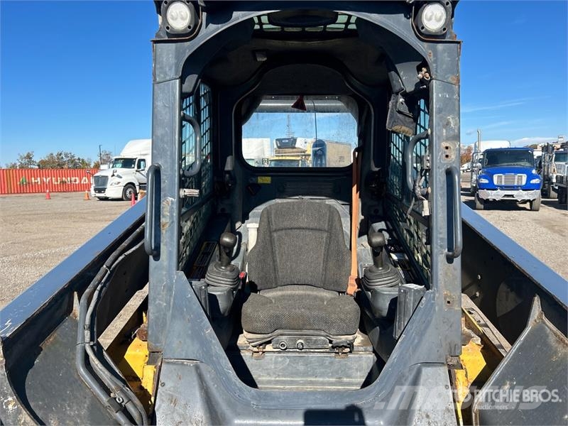 John Deere 333G Krautuvai su šoniniu pasukimu