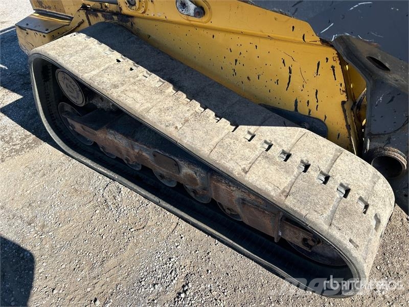 John Deere 333G Krautuvai su šoniniu pasukimu