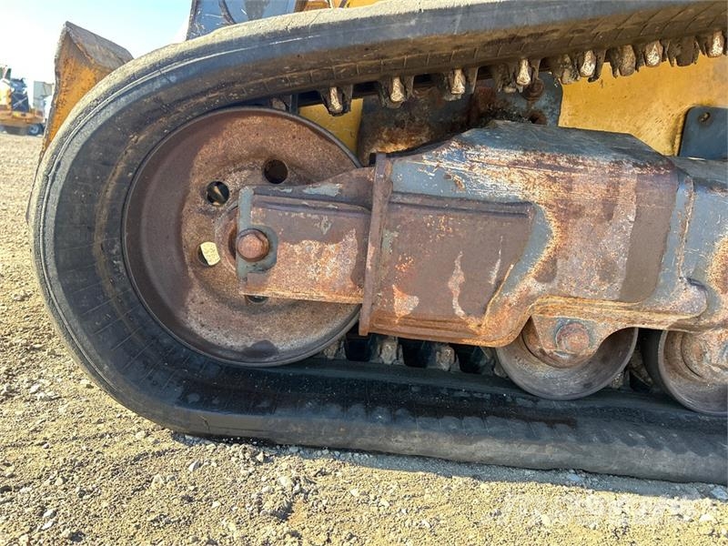 John Deere 333G Krautuvai su šoniniu pasukimu