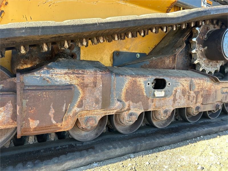 John Deere 333G Krautuvai su šoniniu pasukimu