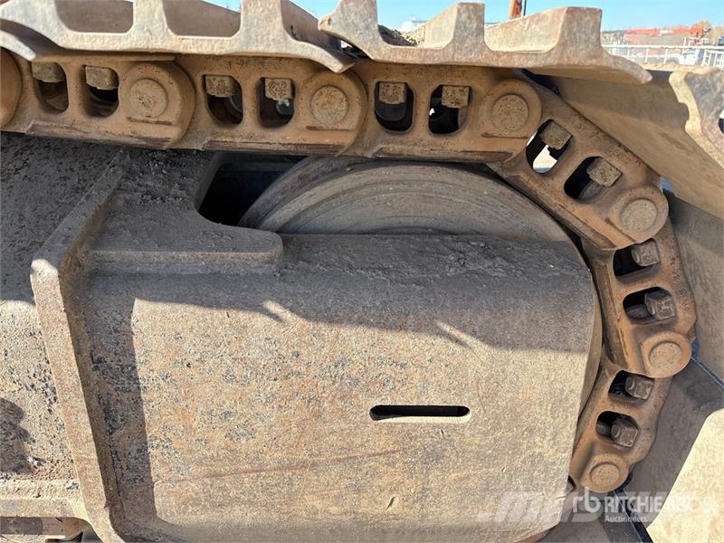 John Deere 350D LC Tracked Excavator Kāpurķēžu ekskavatori