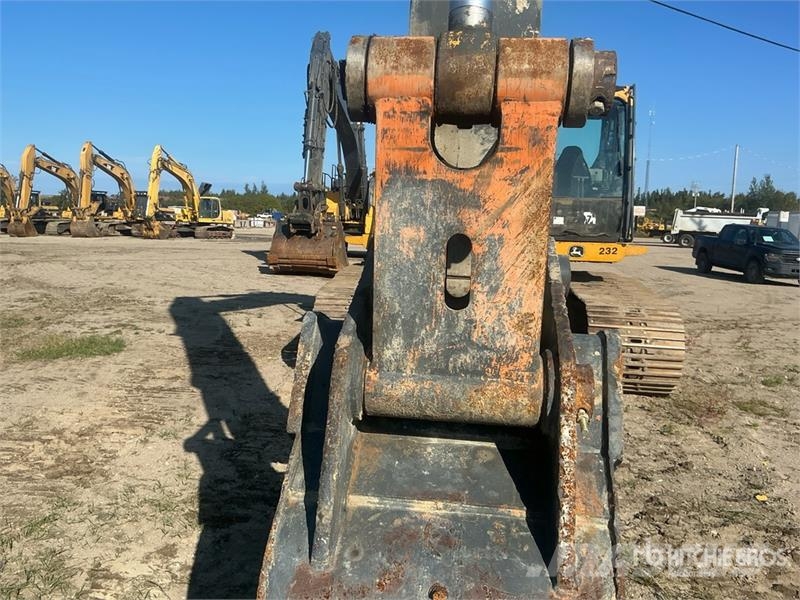 John Deere 350D LC Tracked Excavator Гусеничні екскаватори