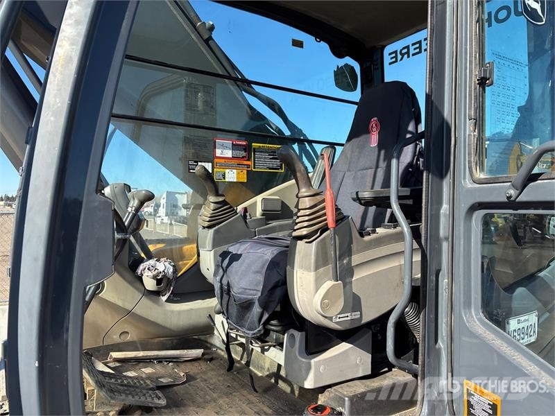 John Deere 350D LC Tracked Excavator Kāpurķēžu ekskavatori