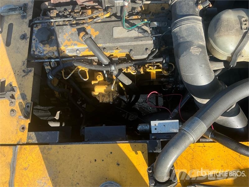 John Deere 350D LC Tracked Excavator Гусеничні екскаватори
