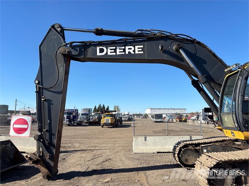 John Deere 350D LC Tracked Excavator Kāpurķēžu ekskavatori