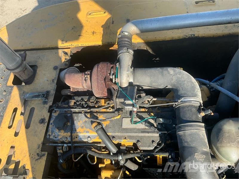 John Deere 350D LC Tracked Excavator Гусеничні екскаватори