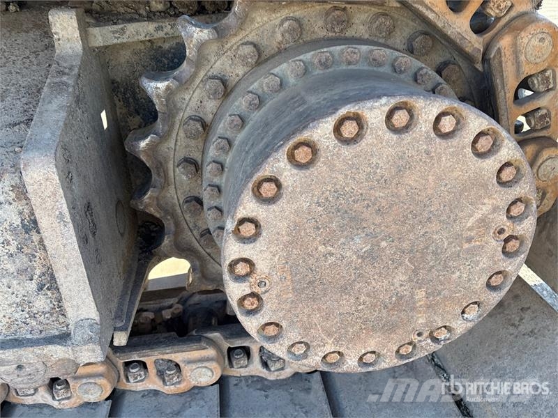 John Deere 350D LC Tracked Excavator Kāpurķēžu ekskavatori