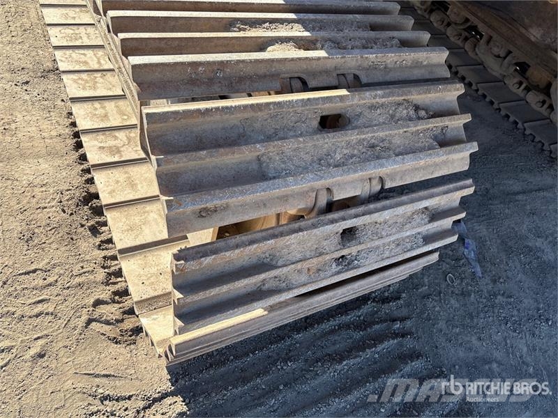 John Deere 350D LC Tracked Excavator Kāpurķēžu ekskavatori